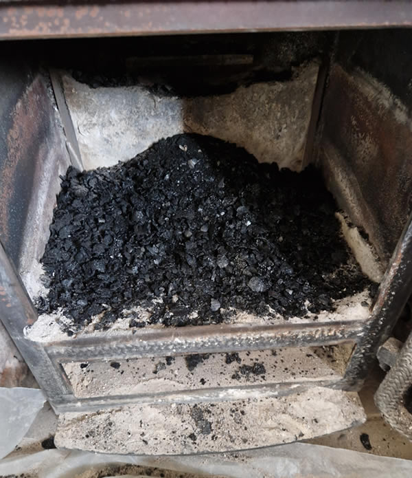 Creosote woodburning stove
